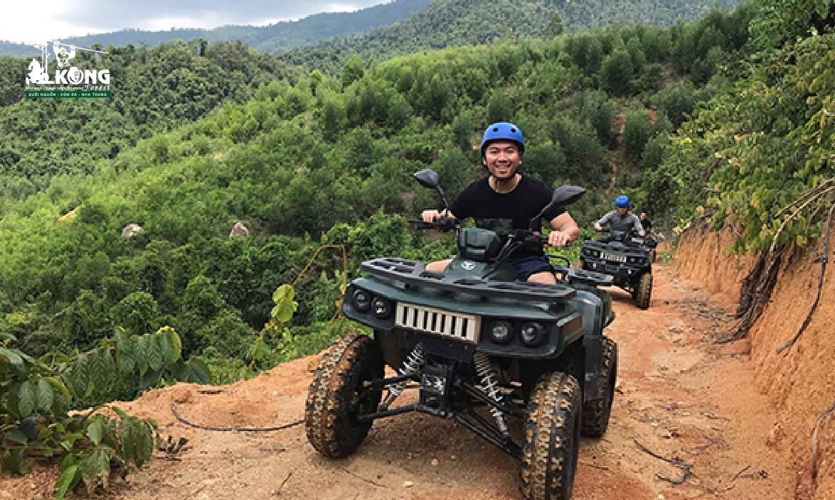 Combo 1: Trượt cáp trong rừng ( Zipline Canopy Tour) và lái xe địa hình trong rừng ( ATV Extreme Tour)
